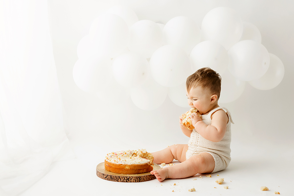 cake smash photographer baby photoshoot Watford studio
